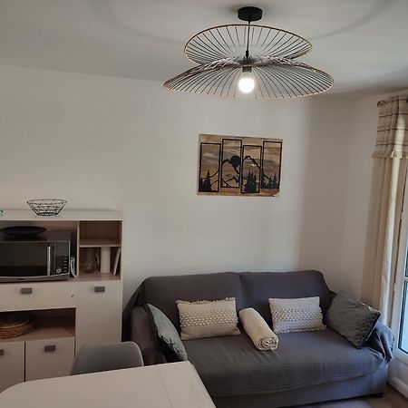 Charmant Appartement 4 Pers,Vue Montagne Avec Parking Prive Et Balcon 코트레 외부 사진